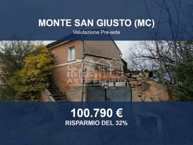 Case e ville in vendita di 59 m² in Via Madonna di Loreto