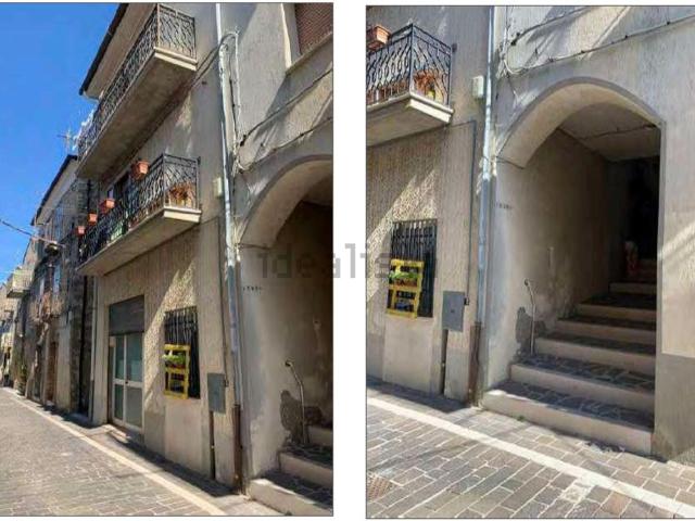 Case e ville in vendita di 63 m² in Via Italia