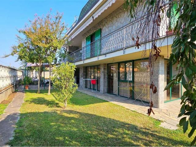Case e ville in vendita di 600 m²