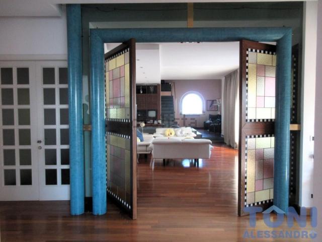 Case e ville in vendita di 600 m²
