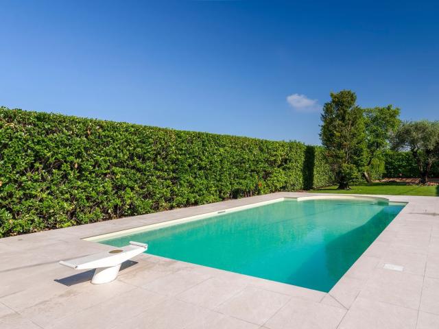 Case e ville in vendita di 600 m²