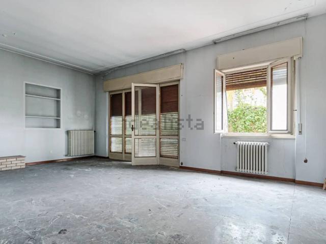 Case e ville in vendita di 600 m²