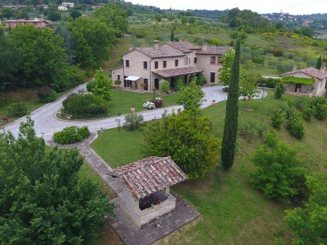 Case e ville in vendita di 600 m²