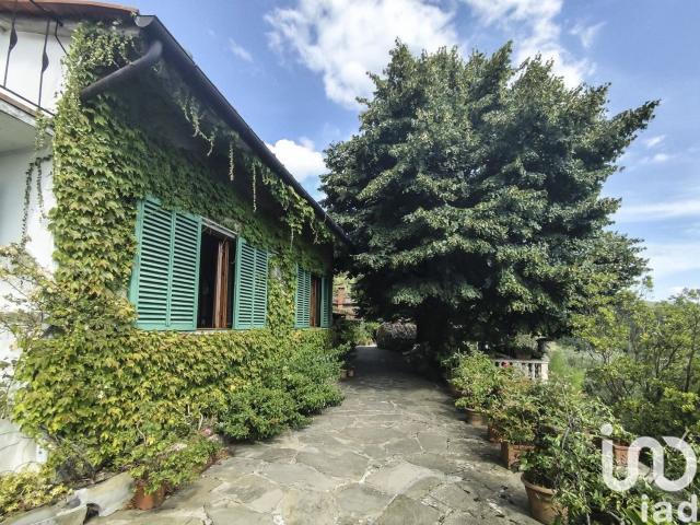 Case e ville in vendita di 600 m² in Via Bolognese