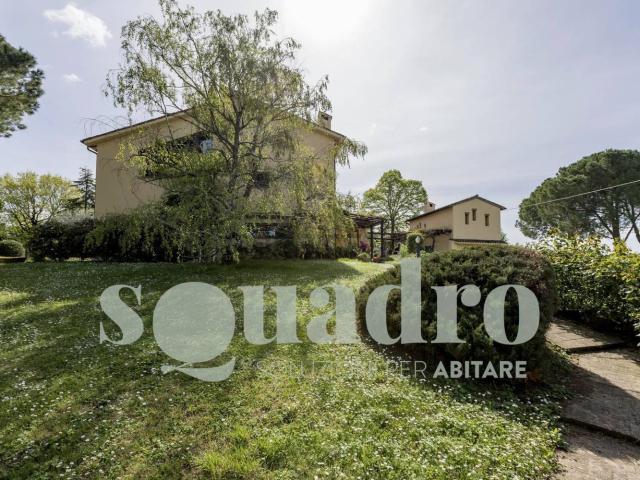 Case e ville in vendita di 600 m² in Via delle Caminate