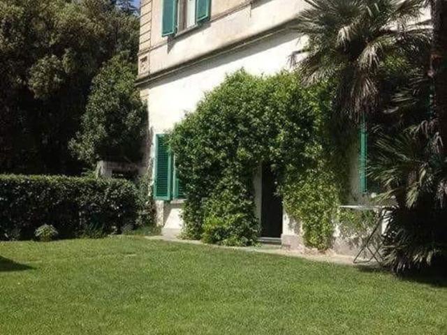 Case e ville in vendita di 600 m² in Via Mario Cermenati