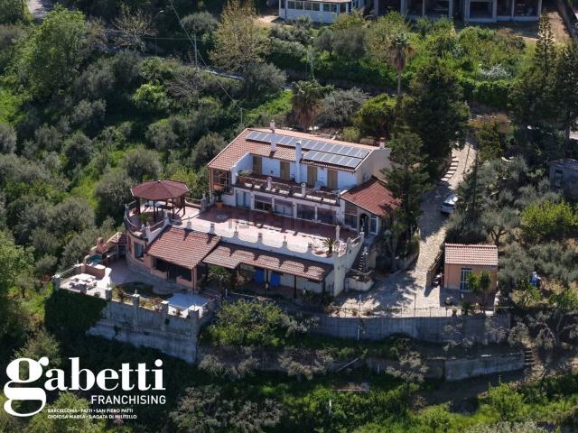 Case e ville in vendita di 600 m² in Vicolo Sorrento