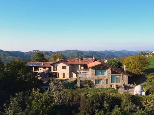 Case e ville in vendita di 600 m² in Località Camporattaro, 10
