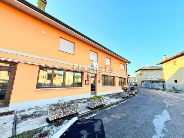 Case e ville in vendita di 600 m² in Piazza 24 Maggio