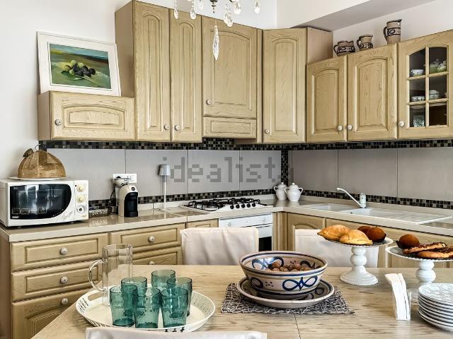 Case e ville in vendita di 604 m² in Via Ferriato