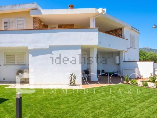 Case e ville in vendita di 608 m²