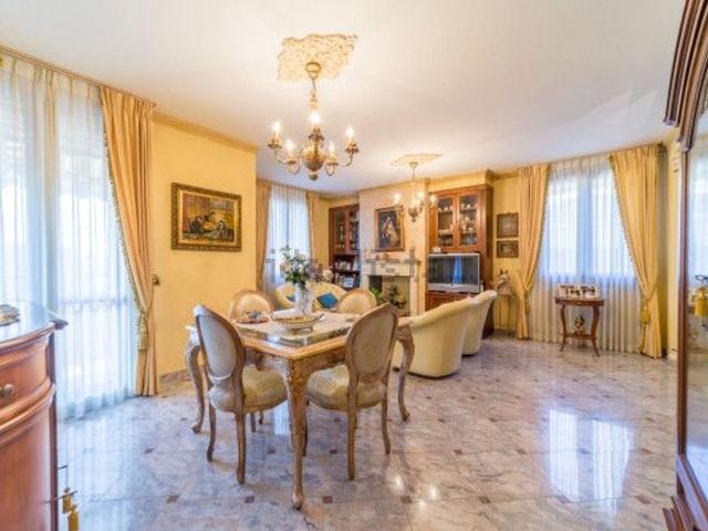 Case e ville in vendita di 609 m² in Via Girondola, 20