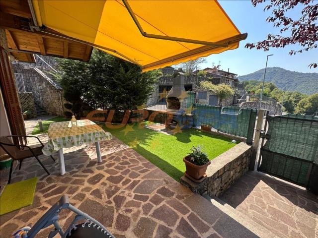 Case e ville in vendita di 60 m² in Via Monte Cervino, 69