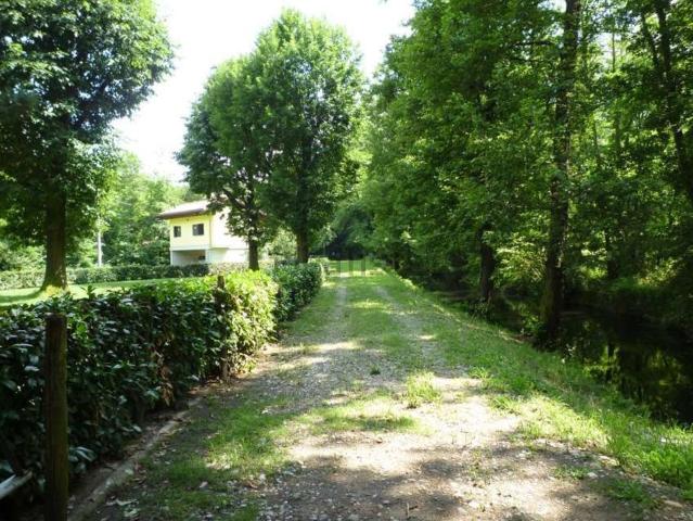 Case e ville in vendita di 60 m² in Via Molinelli