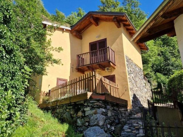Case e ville in vendita di 60 m² in Via sassiglioni