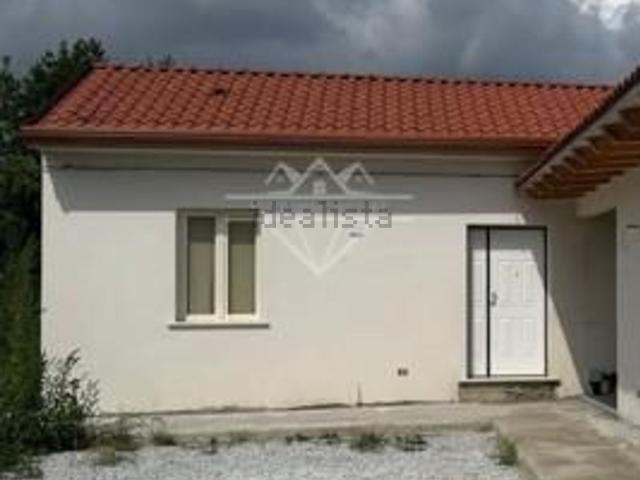 Case e ville in vendita di 60 m² in Viale Galileo Galilei, 54033