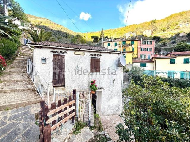 Case e ville in vendita di 61 m² in Via Teriasca, 70