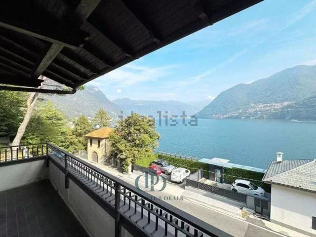 Case e ville in vendita di 620 m² in Via Giovio