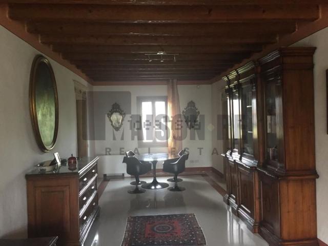 Case e ville in vendita di 630 m² in Via Gelsi, 16