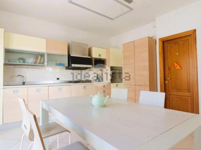 Case e ville in vendita di 638 m² in Via San Paterniano, 47