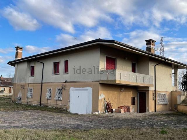 Case e ville in vendita di 640 m² in Via Trieste