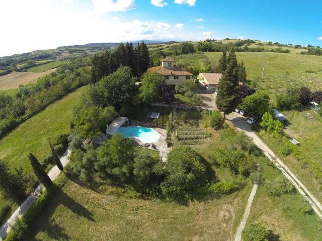 Case e ville in vendita di 650 m² in Via Giuseppe Verdi, 15