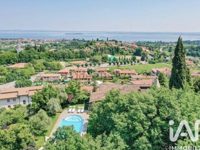 Case e ville in vendita di 650 m² in Via Monte Rotondo