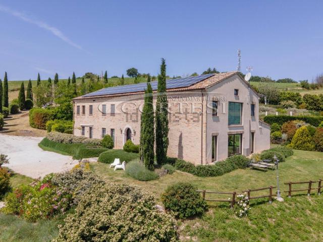 Case e ville in vendita di 650 m² in Strada di Montesolazzi, 46