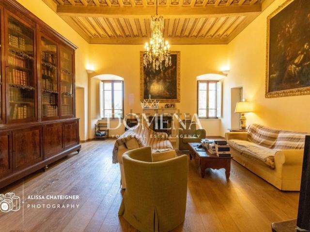 Case e ville in vendita di 650 m² in Strada di Scacciapensieri