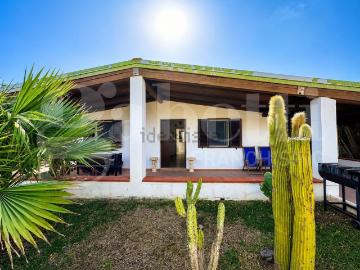 Case e ville in vendita di 65 m² in Via Guardiana Contrada