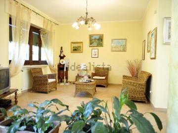 Case e ville in vendita di 660 m² in Contrada Monaca