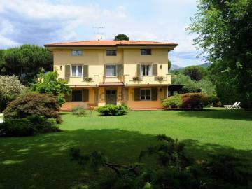 Case e ville in vendita di 665 m²