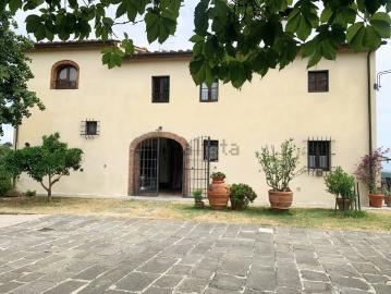 Case e ville in vendita di 665 m² in Via San Gregorio