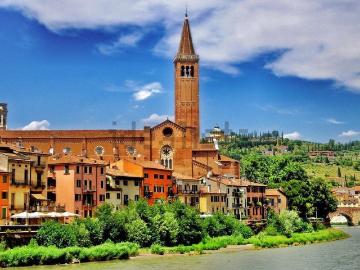 Case e ville in vendita di 668 m² in Via del Risorgimento