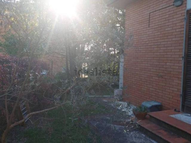 Case e ville in vendita di 66 m² in Via Madonna del Fiore, 414