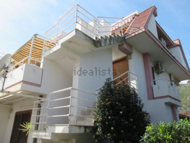 Case e ville in vendita di 66 m² in Via Nazionale