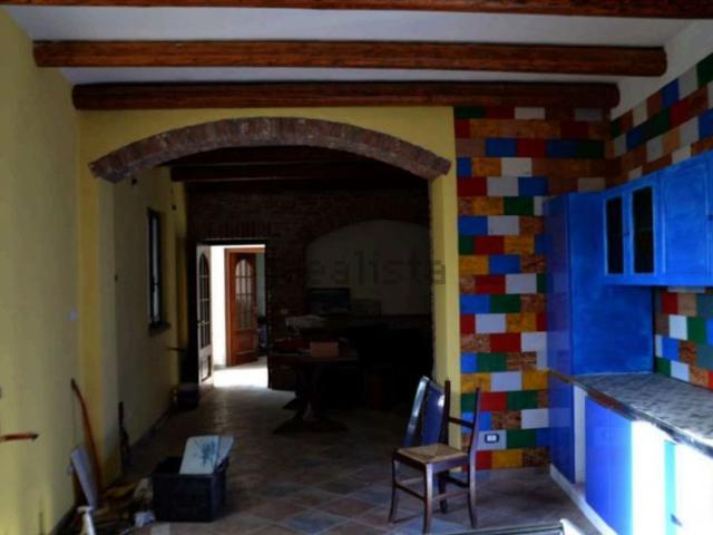 Case e ville in vendita di 671 m² in Via San Croce