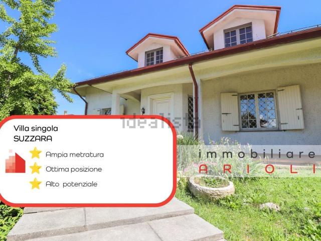Case e ville in vendita di 679 m²