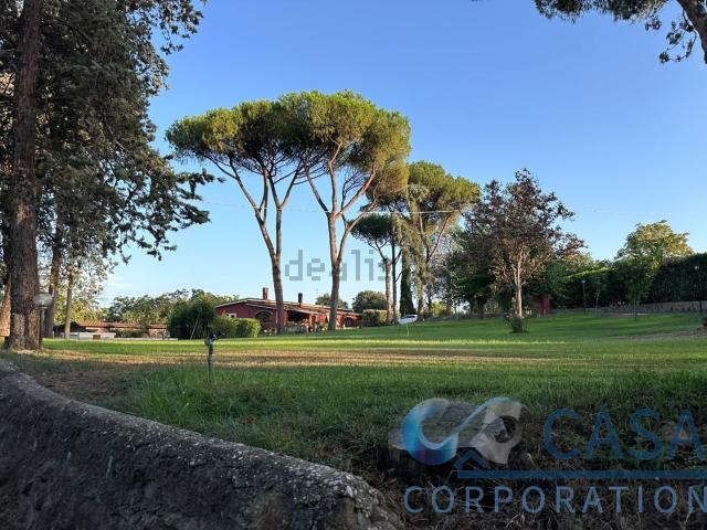 Case e ville in vendita di 683 m² in Via di Tor Tre Teste