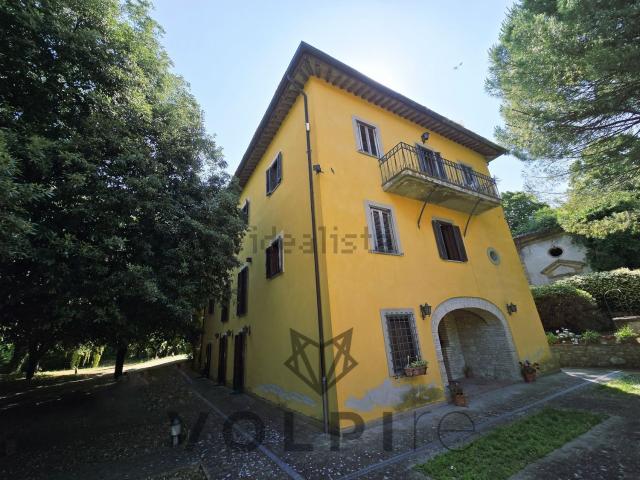 Case e ville in vendita di 684 m² in Via Bastia