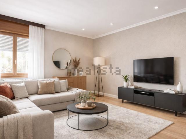 Case e ville in vendita di 687 m² in Via Sacco e Vanzetti, 83