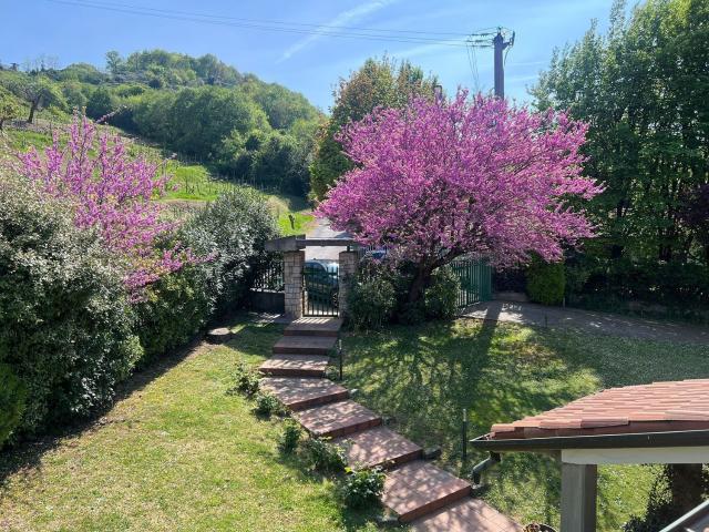 Case e ville in vendita di 694 m² in Via Campiani, 55