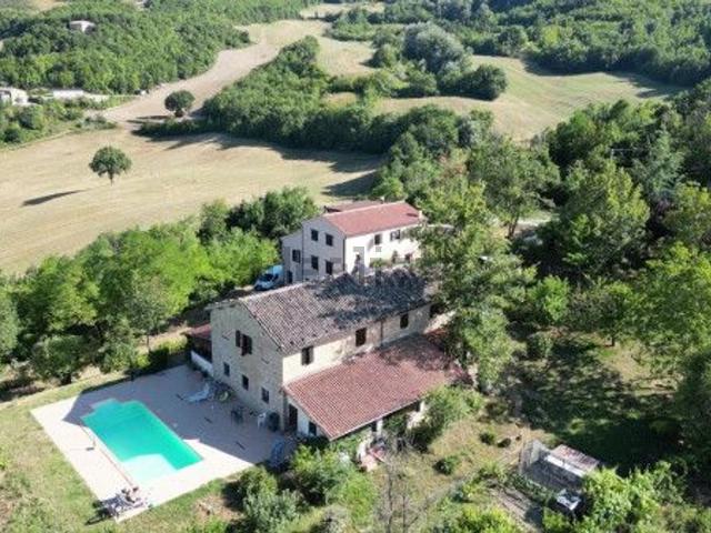 Case e ville in vendita di 695 m² in Località Servola, 4