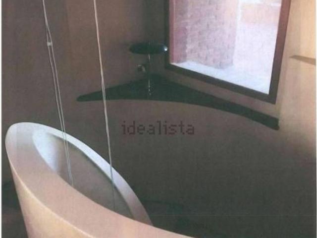 Case e ville in vendita di 695 m² in Strada Fosso Fogliano, 15