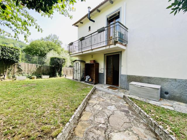 Case e ville in vendita di 69 m² in Via di Vinchiana