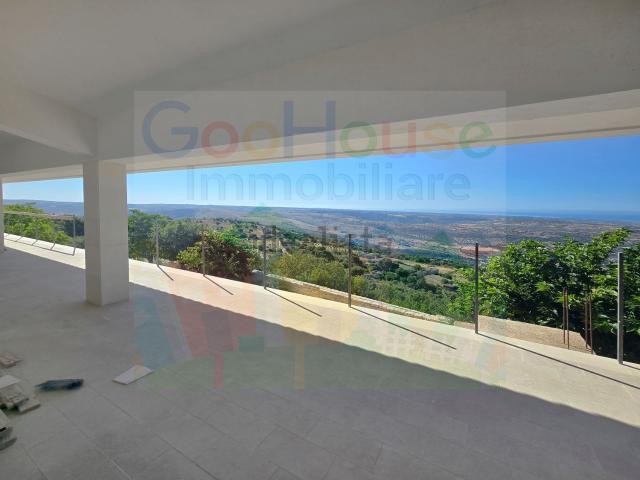 Case e ville in vendita di 700 m²