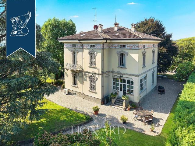 Case e ville in vendita di 700 m²