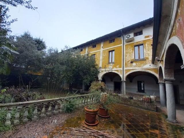 Case e ville in vendita di 700 m²