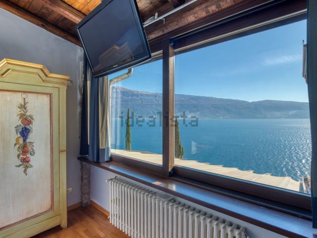 Case e ville in vendita di 700 m² in Via Conche, 83