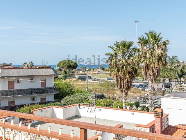 Case e ville in vendita di 700 m² in Via Cincillà, 3